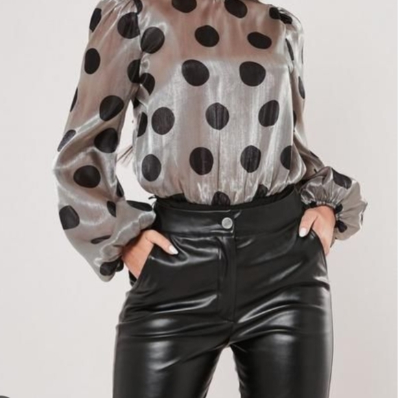 BNWT Missguided Size 2 Gold Metallic Polka Dot Open/Tie-Back Bodysuit Blouse - Picture 8 of 14